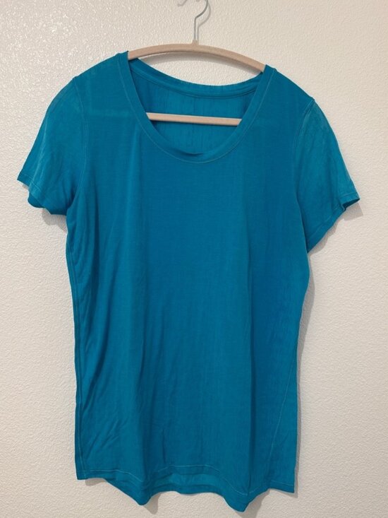 Tops - Sleeve Scoop Neck Tee